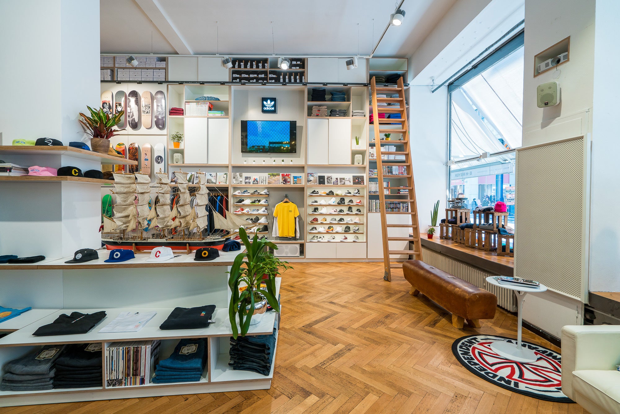 ARROW and BEAST Store Stuttgart