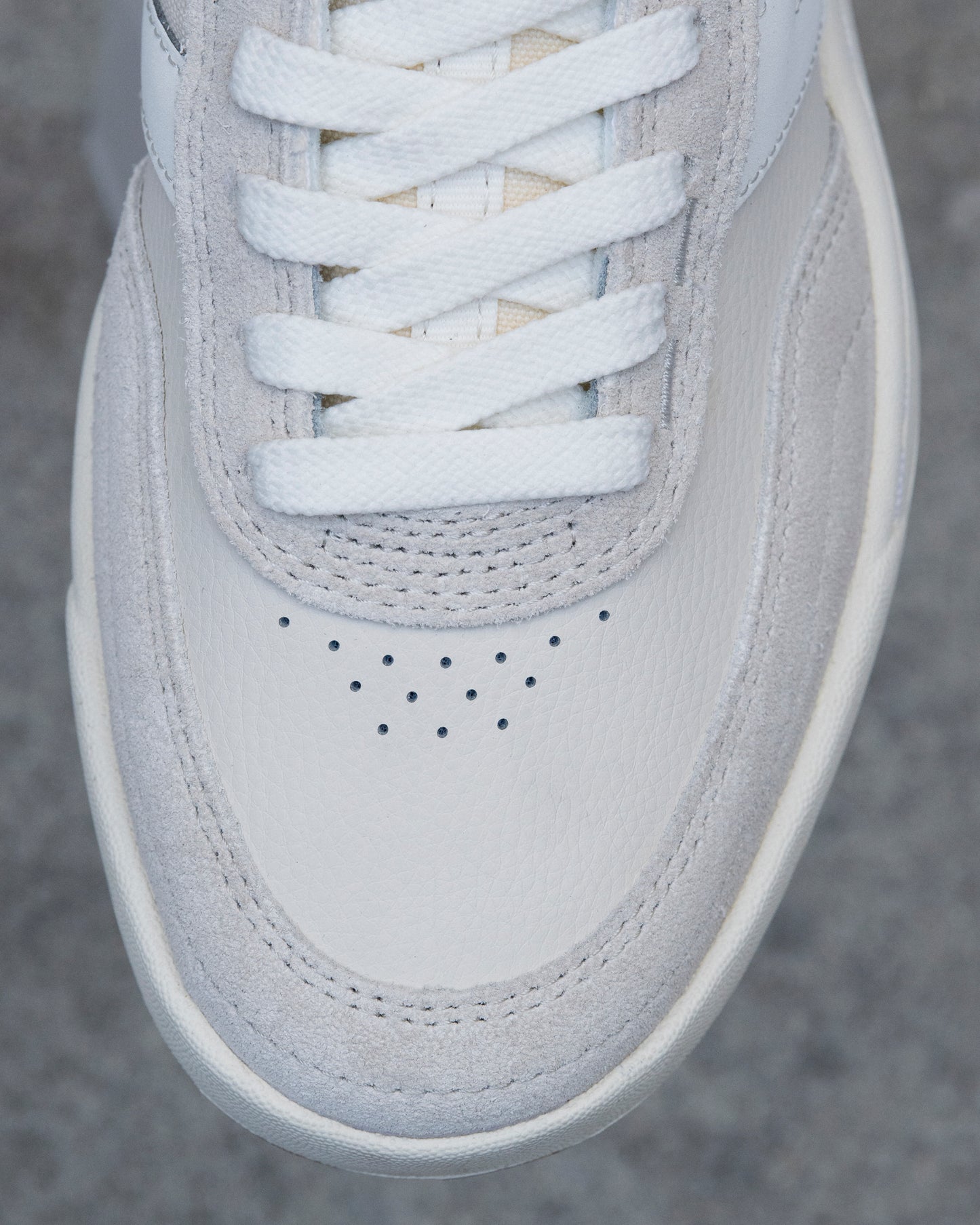 New Balance Numeric UN440HTW