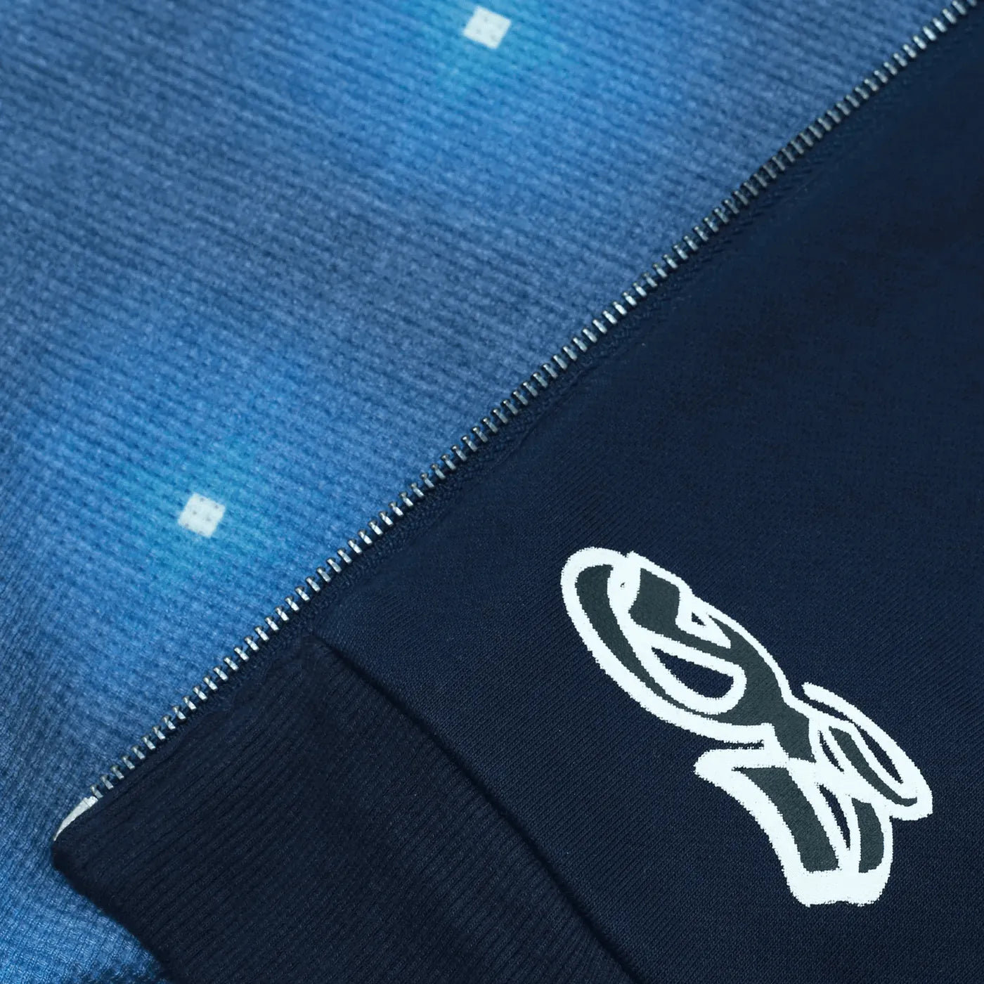 Yardsale XXX Reversible Thermal Hood Navy - ARROW & BEAST