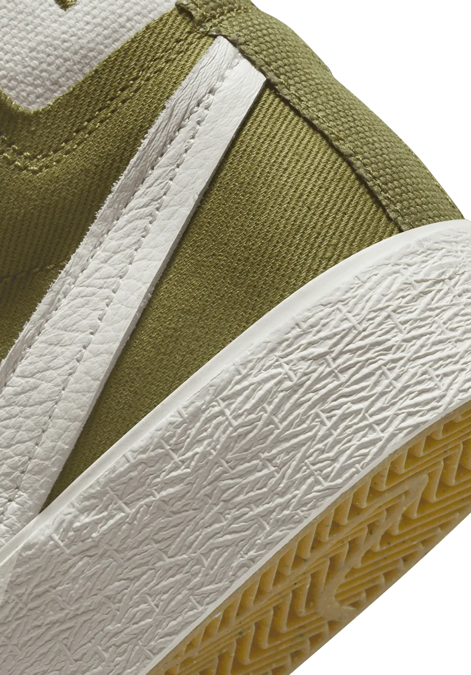 Nike SB Zoom Blazer Mid Premium Plus Green ONLINE ONLY - ARROW & BEAST