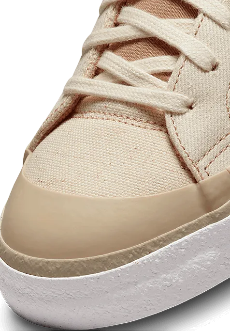 Nike SB x Doyenne Blazer Low QS