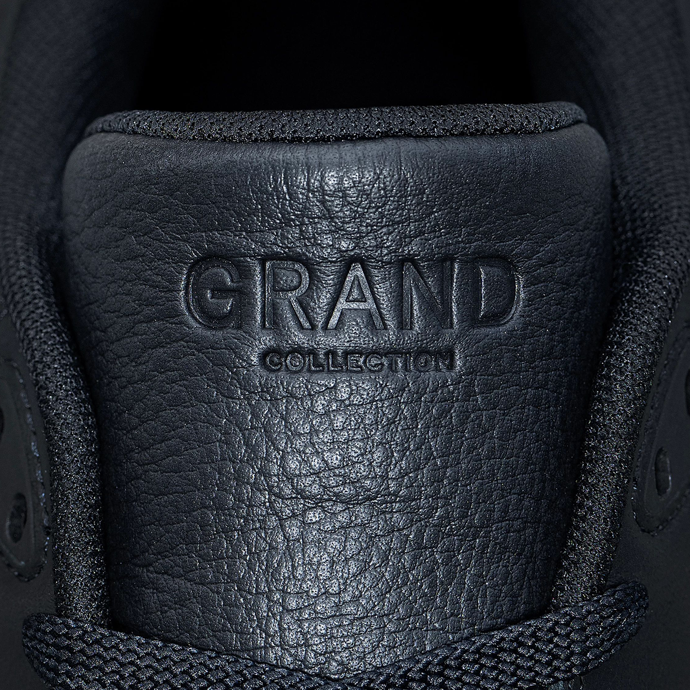 New Balance Numeric x Grand Collection NM770GRD Tripple Black