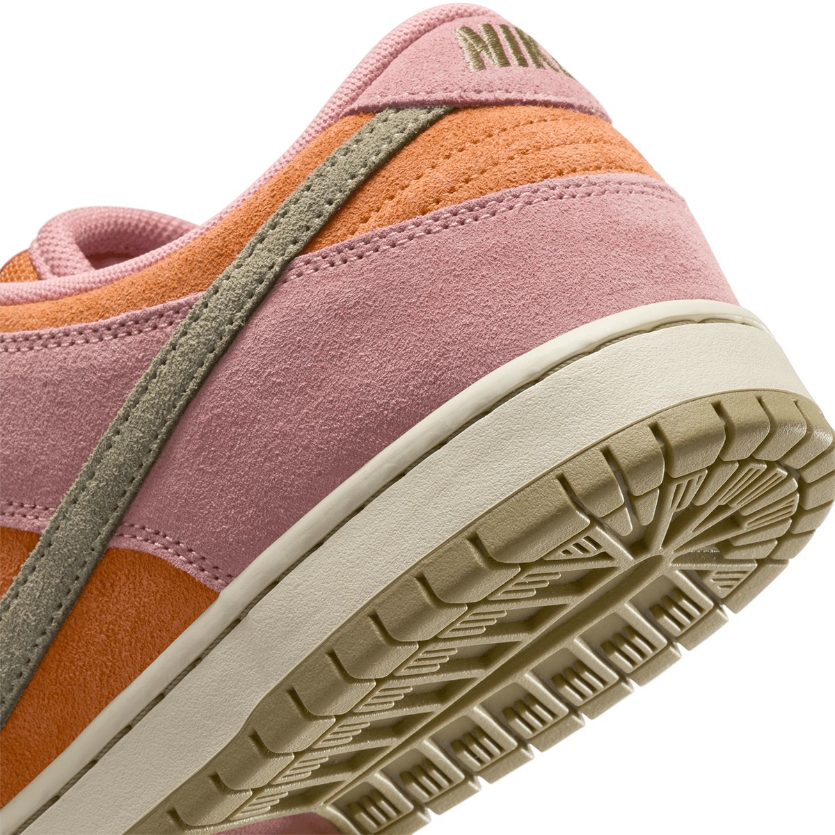 Arrow Dunks Nike SB Dunk Low Pro Red Stardust Skate Shoe HJ4135-600 – ARROW & BEAST