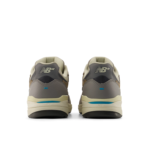 New Balance Numeric UN933GRY