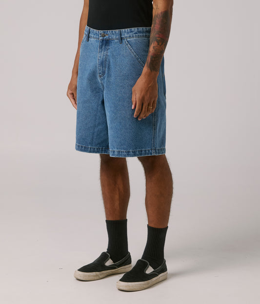 FORMER MERCHANDISE REYNOLDS HALO DENIM SHORT WORN BLUE
