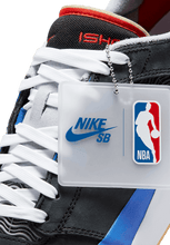 Laden Sie das Bild in den Galerie-Viewer, Nike SB Ishod x NBA Premium Shoe Black Blue Red
